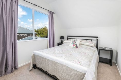 Photo of property in 53b Howe Street, Howick, Auckland, 2014