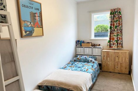 Photo of property in 21a Korau Grove, Stokes Valley, Lower Hutt, 5019