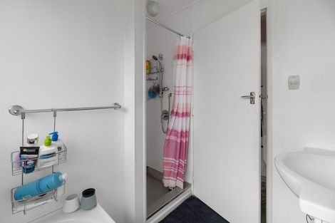 Photo of property in 6b York Street, Eltham, 4322