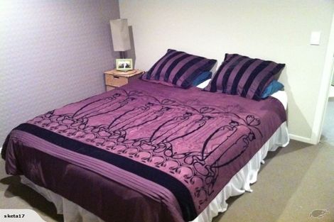 Photo of property in 58 Nicholson Road, Khandallah, Wellington, 6035