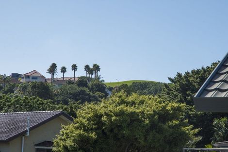 Photo of property in 23 The Enclave, Totara Heights, Auckland, 2105