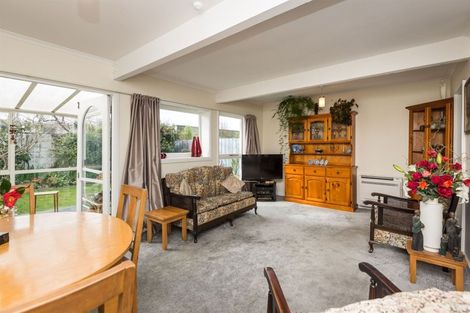 Photo of property in Cornwall Gardens, 10/27 Cornwall Street, St Albans, Christchurch, 8014
