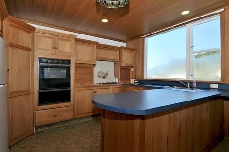 Photo of property in 79 Parkvale Road, Karori, Wellington, 6012