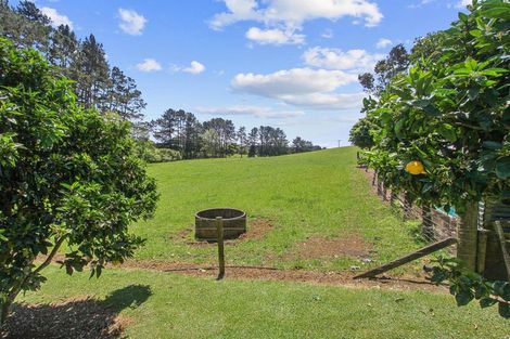 Photo of property in 1304 Glenbrook Road, Glenbrook, Waiuku, 2681