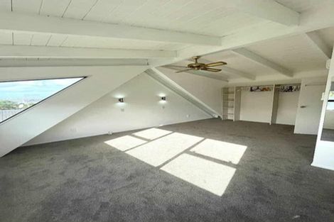 Photo of property in 77 Spence Road, Henderson, Auckland, 0612