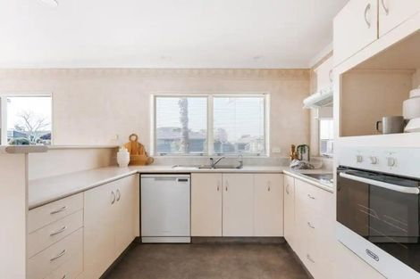 Photo of property in 4 Monterey Key, Papamoa Beach, Papamoa, 3118