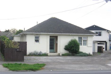 Photo of property in 15 Naenae Road, Naenae, Lower Hutt, 5011