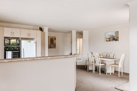 Photo of property in 86 Longview Drive, Papamoa Beach, Papamoa, 3118