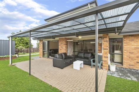 Photo of property in 24 Sarteano Drive, Manurewa, Auckland, 2105