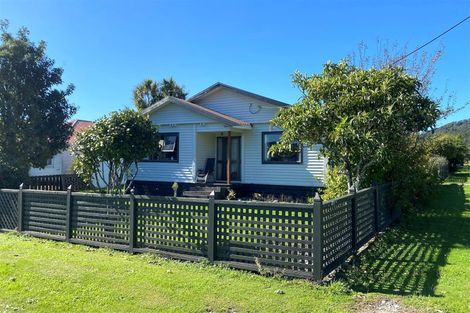 Photo of property in 15 Ohau Street, Dobson, Greymouth, 7805