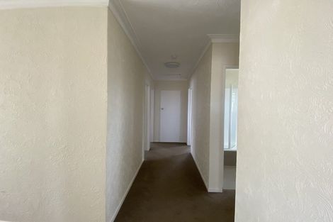 Photo of property in 72 Botany Road, Botany Downs, Auckland, 2010