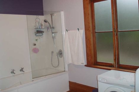 Photo of property in 52 Timaru Road, Waimate, 7924