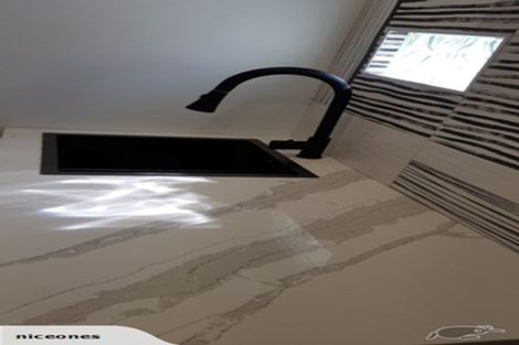 Photo of property in 19 Millstream Drive, Henderson, Auckland, 0610