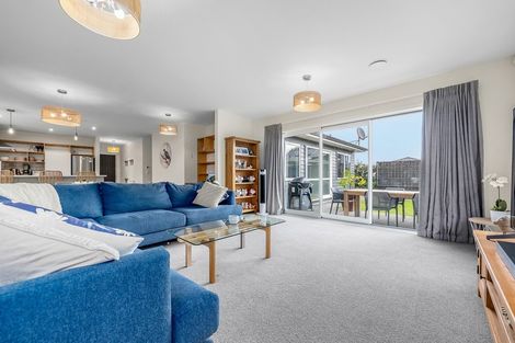 Photo of property in 25a Waiwhetu Road, Waiwhetu, Lower Hutt, 5010