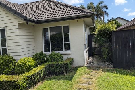 Photo of property in 16 Amapur Place, Flat Bush, Auckland, 2019