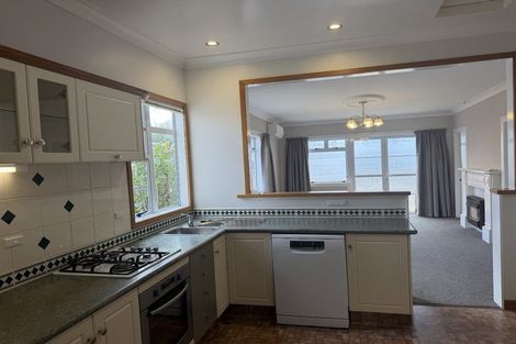 Photo of property in 25 Ake Ake Avenue, Hokowhitu, Palmerston North, 4410