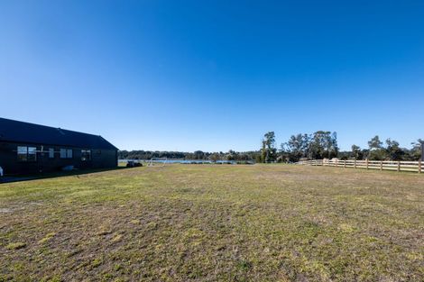 Photo of property in 14 Te Ara O Tahataharoa, Te Puna, Tauranga, 3176