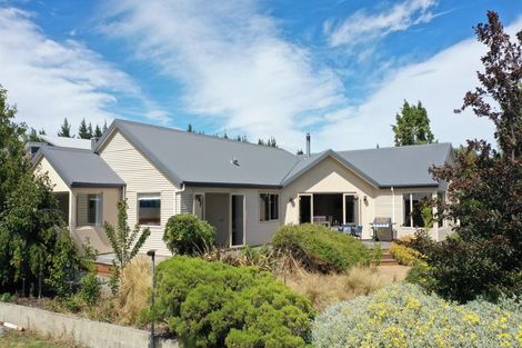 Photo of property in 27 Hamilton Drive, Lake Tekapo, 7999