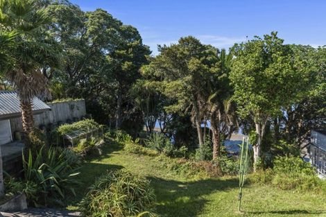 Photo of property in 69 Norwood Road, Bayswater, Auckland, 0622
