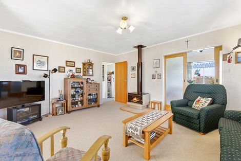 Photo of property in 35 Ramillies Place, Glenfield, Auckland, 0629