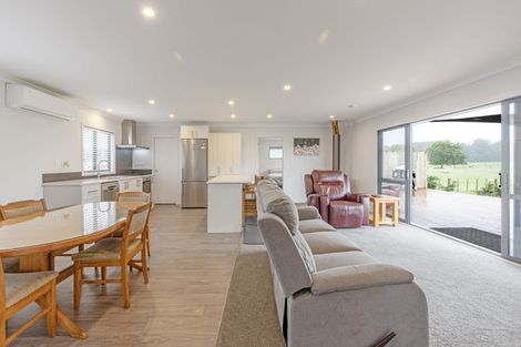 Photo of property in 710 Maharakeke Road, Hatuma, Waipukurau, 4281