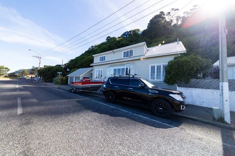 Photo of property in 159 Marine Parade, Seatoun, Wellington, 6022