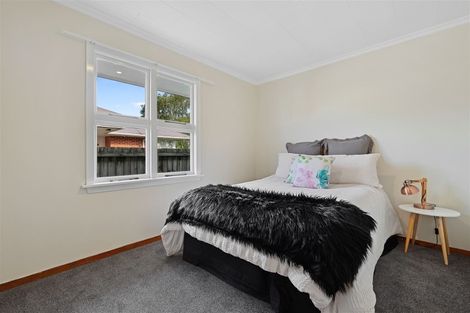 Photo of property in 36 Bevington Street, Avonhead, Christchurch, 8042