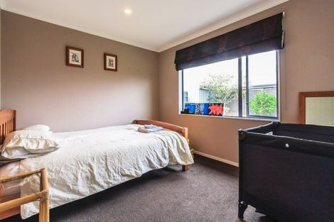 Photo of property in 9 Angelina Way, Kelvin Grove, Palmerston North, 4414