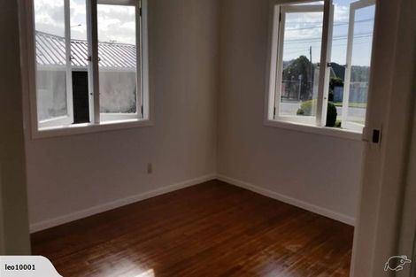 Photo of property in 68 Forrest Hill Road, Forrest Hill, Auckland, 0620