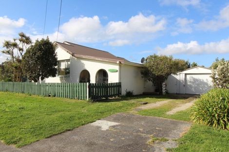 Photo of property in 41 Seafront Road, Castlecliff, Whanganui, 4501