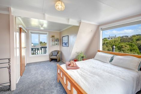 Photo of property in 10 Rimu Street, Kaka Point, Balclutha, 9271