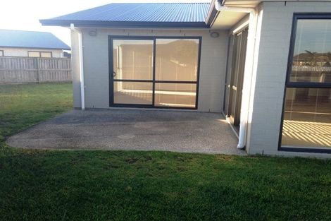 Photo of property in 63 Pyle Road West, One Tree Point, 0118