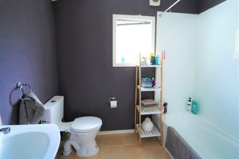 Photo of property in 52 Anzac Road, Morningside, Whangarei, 0110