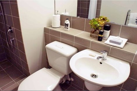 Photo of property in St Paul Apartments, 1b/4 Saint Paul Street, Auckland Central, Auckland, 1010