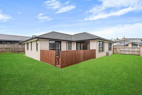 Photo of property in 18 Herbert Oldham Road, Pokeno, 2402