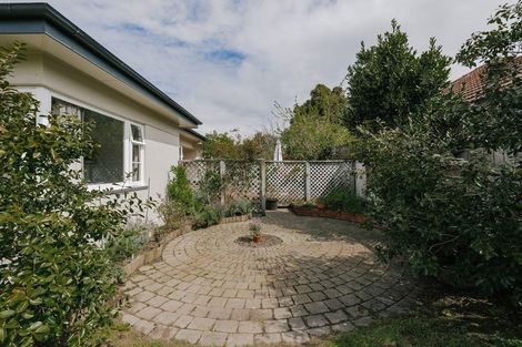 Photo of property in 14 Trent Avenue, Hokowhitu, Palmerston North, 4410