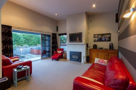 Photo of property in 8 Moraine Place, Lake Hawea, Wanaka, 9382