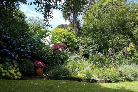 Photo of property in 28 Wharepaina Crescent, Springfield, Rotorua, 3015