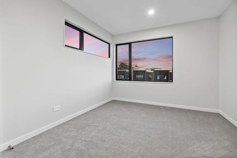 Photo of property in 30b Hearth Street, Flat Bush, 2019