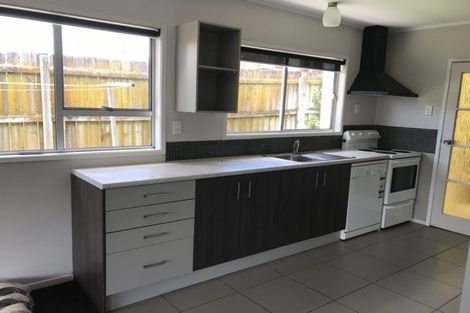 Photo of property in 1/14 Amberley Avenue, Te Atatu South, Auckland, 0610