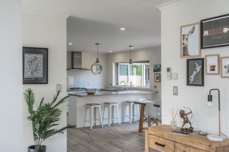 Photo of property in 53 Frederick Street, Carterton, 5713