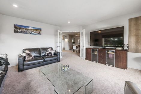 Photo of property in 40 Lakemere Way, Kinloch, Taupo, 3377