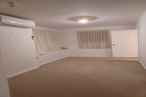 Photo of property in 107 Parkvale Road, Karori, Wellington, 6012