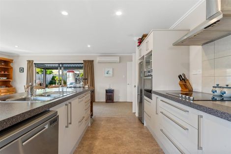 Photo of property in 76 Covent Drive, Stoke, Nelson, 7011