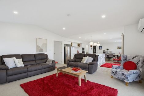 Photo of property in 61 Hilton Drive, Amberley, 7410