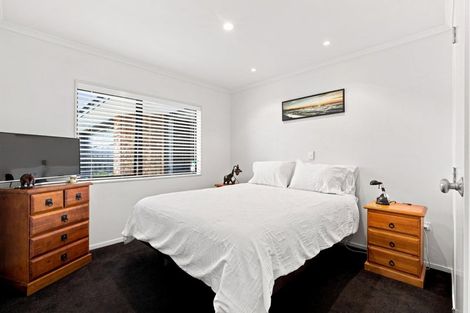 Photo of property in 32 Aranui Drive, Papamoa Beach, Papamoa, 3118