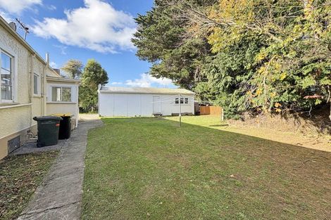 Photo of property in 2/4 Rodney Street, Waiwhetu, Lower Hutt, 5010