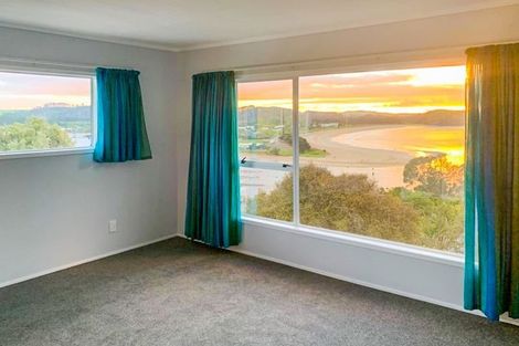 Photo of property in 3 Bush Point Road, Cable Bay, 0420