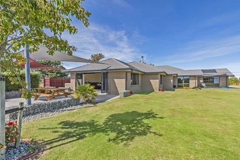 Photo of property in 9 Thorndon Close, Kirwee, Darfield, 7571