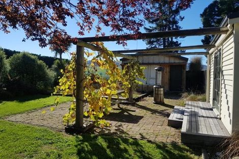 Photo of property in 8 Mcraes Road, Waikari, 7385
